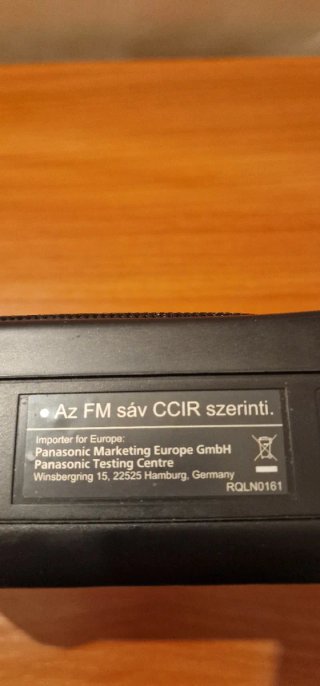 Radio Panasonic RF-2400D AM/FM Portátil