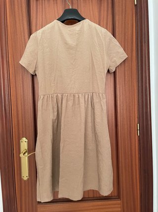 Vestido beige corto
