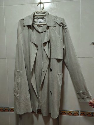 Gabardina del Mango, talla S