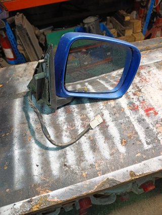 Retrovisor Derecho Nissan Terrano 2