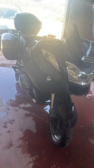 BMW R1200RT Negra