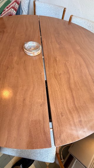 Mesa comedor redonda + 6 sillas — vintage años 70