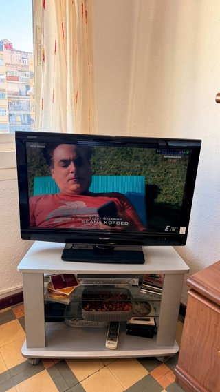 Televisor Sharp Aquos LCD Negro