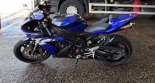 Yamaha R1 2006 Azul