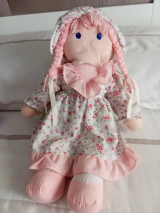 Lote peluches y muñecas de trapo