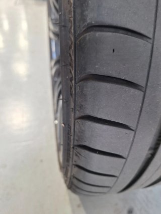Llantas BMW doble medida en muy buen estado genera