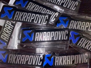 Pegatina escape Akrapovic