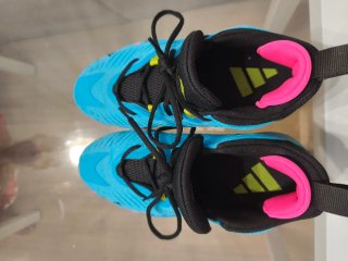 Zapatillas Adidas Baloncesto Azul y Rosa