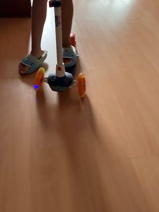 Patinete infantil 3 ruedas naranja y azul