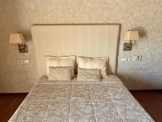 Cabecero tapizado beige cama 150/160