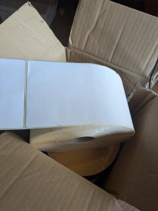Rollos adhesivos