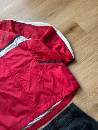 Chaqueta Cortavientos Nike Roja y Blanca Vintage