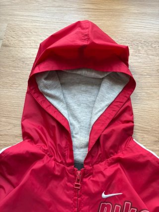 Chaqueta Cortavientos Nike Roja y Blanca Vintage