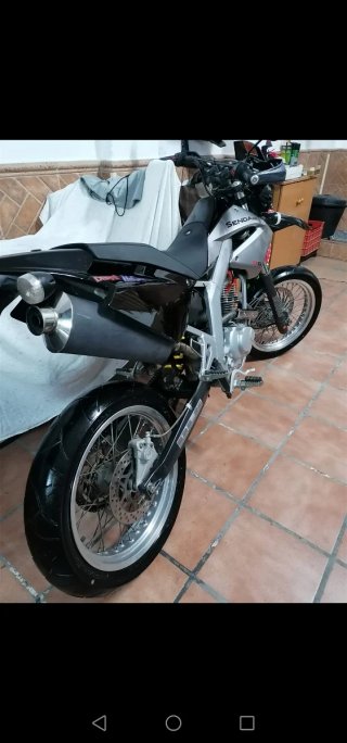 Derbi Senda 125 Supermotard Negra/Plata