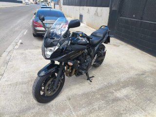 Suzuki Bandit GSF 650 SA (2009, Semicarenada ABS)