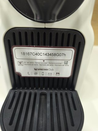Cafetera Nespresso Poco Uso