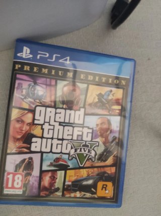 PlayStation 5 Slim Blanca + Accesorios + caja rota