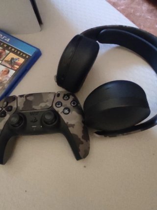PlayStation 5 Slim Blanca + Accesorios + caja rota
