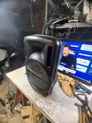 Altavoz Bluetooth ROMENCO Negro