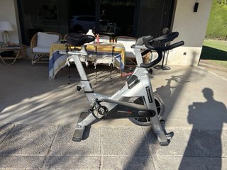 Bicicleta Estática Profesional Tomahawk