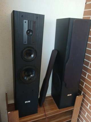 Altavoces de Torre 4 Vías