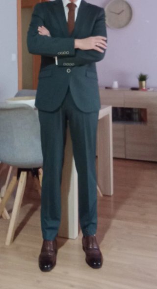 Traje de chaqueta verde para ceremonia