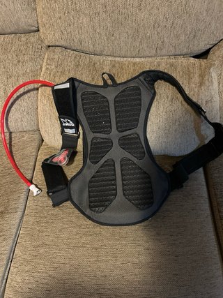 Mochila Uswe 3L Negra/Gris