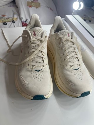 Zapatillas Hoka Talla 40 Blancas y Rosas