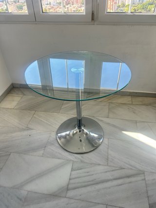 Mesa redonda cristal y metal