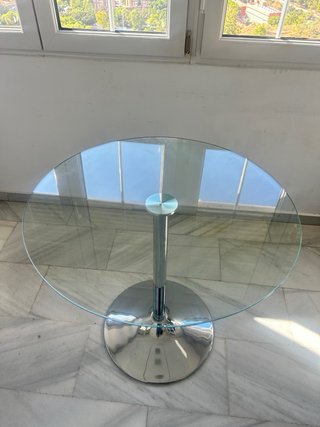 Mesa redonda cristal y metal