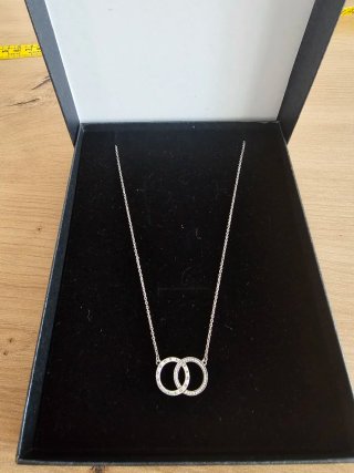 Collar PANDORA Plata - Círculos Entrelazados Pavé