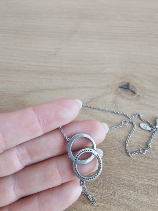 Collar PANDORA Plata - Círculos Entrelazados Pavé