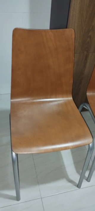 Mesa de cocina y 4 sillas