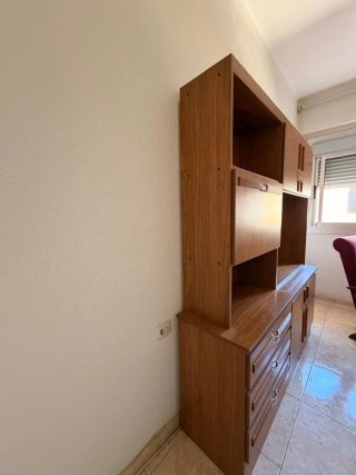 Conjunto comedor madera.No envío.Están en Xativa.