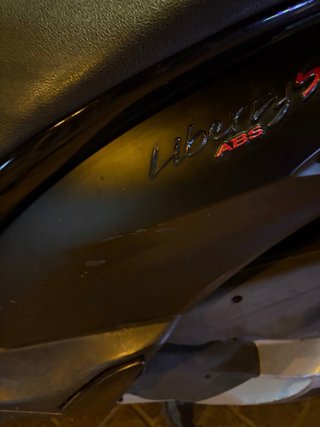 Piaggio Scooter Negra