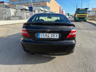 Mercedes-Benz 200 cdi 2005