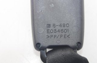 Toyota e034601 enganche de cinturon auris 123907