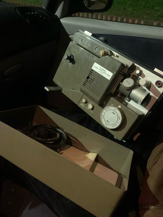 Proyector de cine Canon S-400
