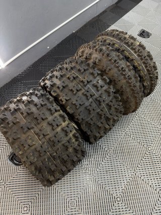 Llantas y Neumáticos Yamaha Banshee