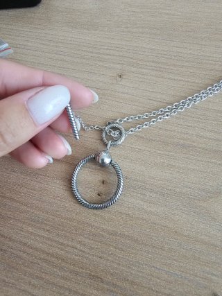 Collar PANDORA Plata - Cierre en T y Colgante O