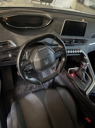 Peugeot 5008 2018
