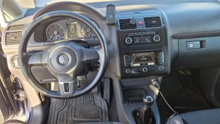 volkswagen touran  2010