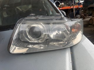 Faro Izquierdo Audi A3 8L