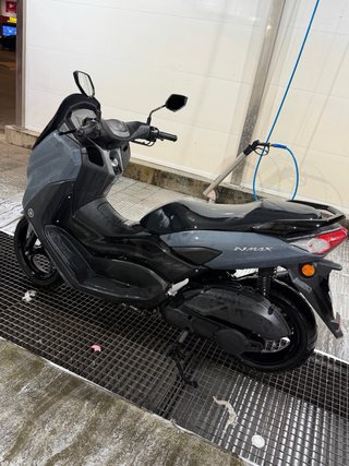 Yamaha Nmax 125 Gris/Negro
