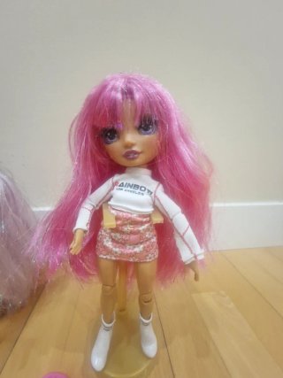 Muñeca Rainbow High Fashion Studio