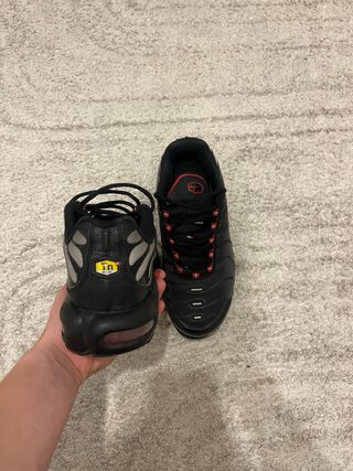 Nike Air Max Plus TN Zapatillas Negras Rojas