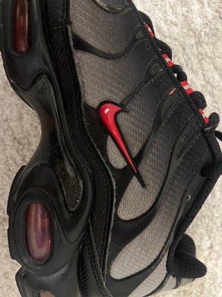 Nike Air Max Plus TN Zapatillas Negras Rojas