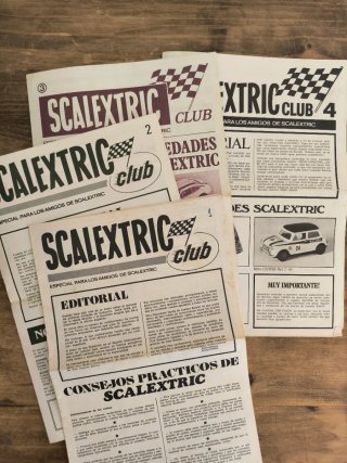 Lote 4 revistas Scalextric Club antiguas