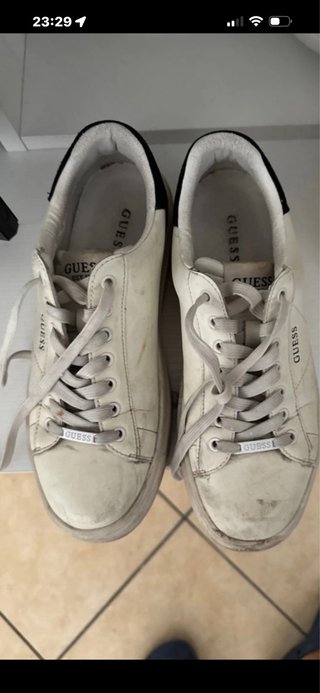 Scarpe Guess bianche e nere