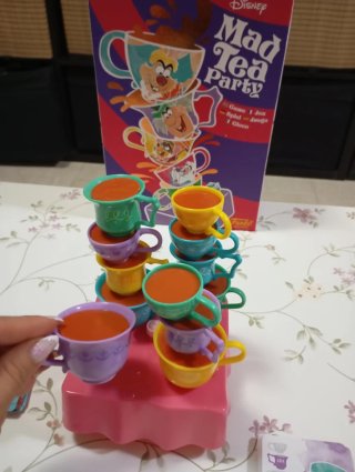 Juego de equilibrio Tazas Mad Tea Party